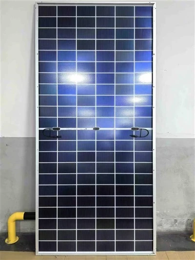 720W N-Tip bifacijalni solarni panel 132 ćelije